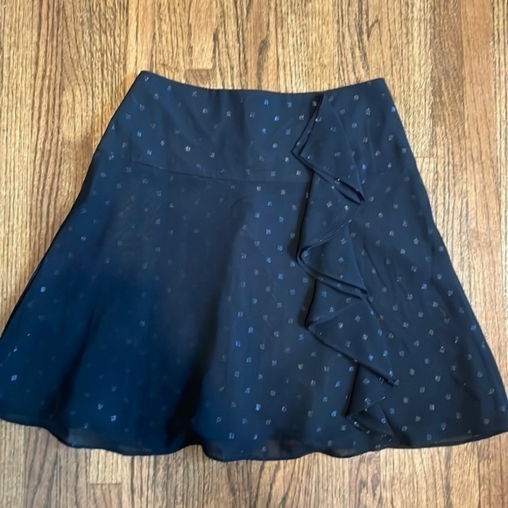 Loft 00 Black Fit and Flare skirt